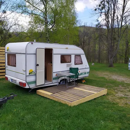 Dobromil - Camp Pod Kastany Camping *