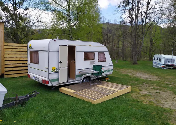 Dobromil - Camp Pod Kastany Camping *